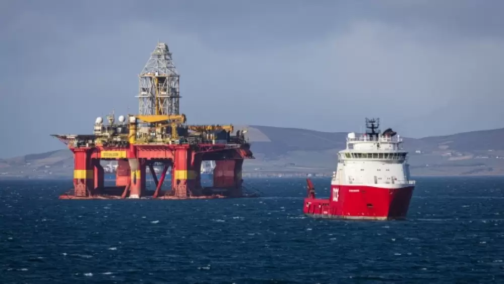 Exploration gazière: la plateforme de forage Stena Don est arrivée au large de Larache