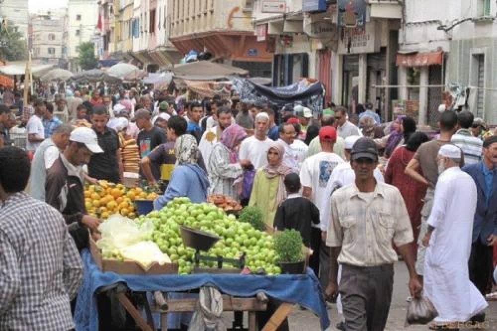 Le Conseil économique et social recommande de légaliser les activités des vendeurs de rue