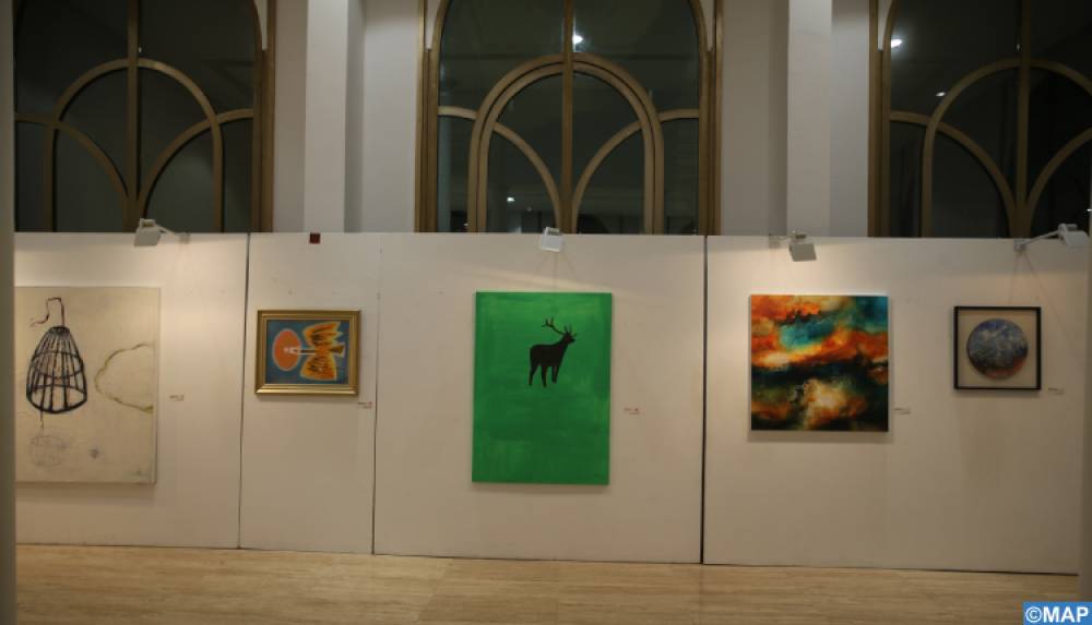 Vernissage d’une exposition collective sous le signe « l’art au service de la société »