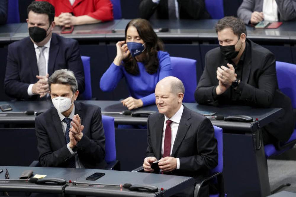 Allemagne : Olaf Scholz élu chancelier par le Bundestag