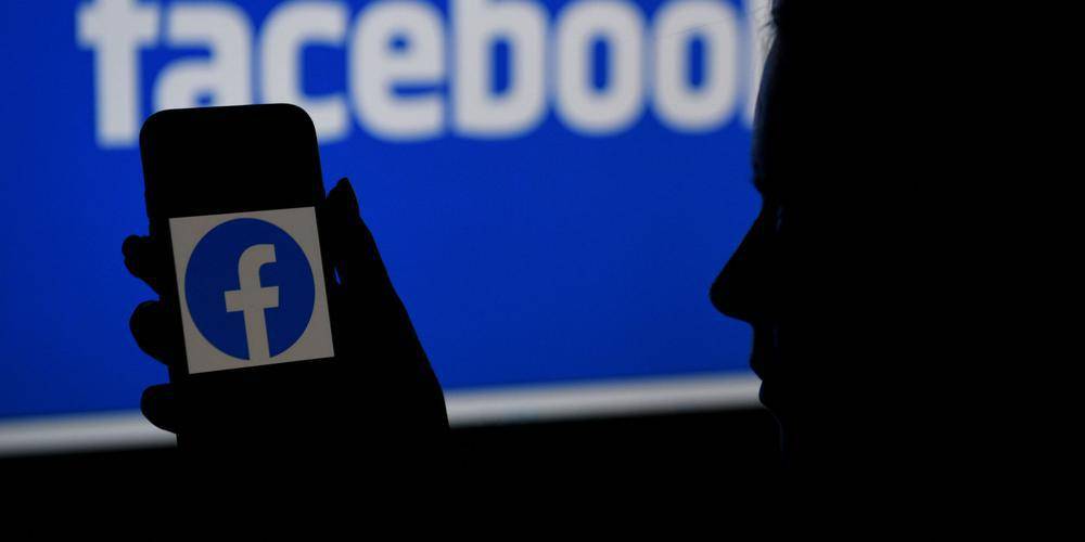 Des réfugiés rohingyas portent plainte contre Facebook