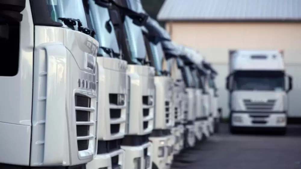 Flambée du prix des carburants: le gouvernement annonce une huitième vague d’aide aux transporteurs routiers