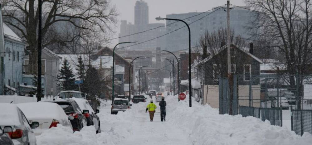 Les États-Unis sortent lentement de la tempête, des perturbations subsistent dans les aéroports