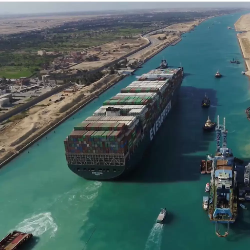 L’Égypte dément toute intention de cession du canal de Suez