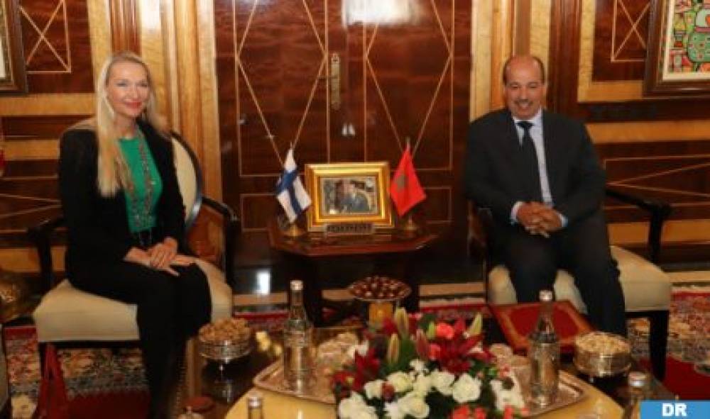 Enaam Mayara s’entretient avec l’ambassadeur de la Finlande au Maroc