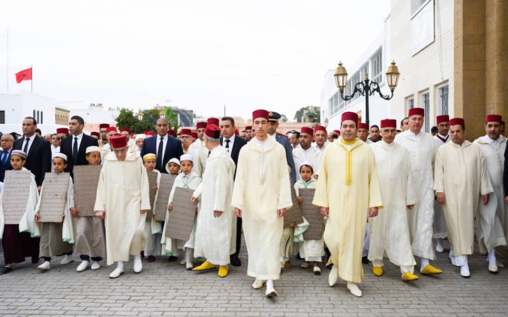 Prières rogatoires accomplies à Al-Masjid Al-Aâdam à Rabat en présence de SAR le Prince Héritier Moulay El Hassan et de SAR le Prince Moulay Rachid