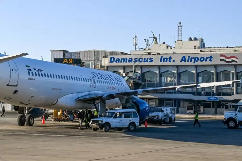 Un premier avion décolle de Damas depuis la chute d'Al-Assad