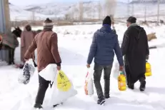 Opération "Grand Froid" : la FM5 Solidarité distribue des aides au profit de 2.000 ménages à Midelt