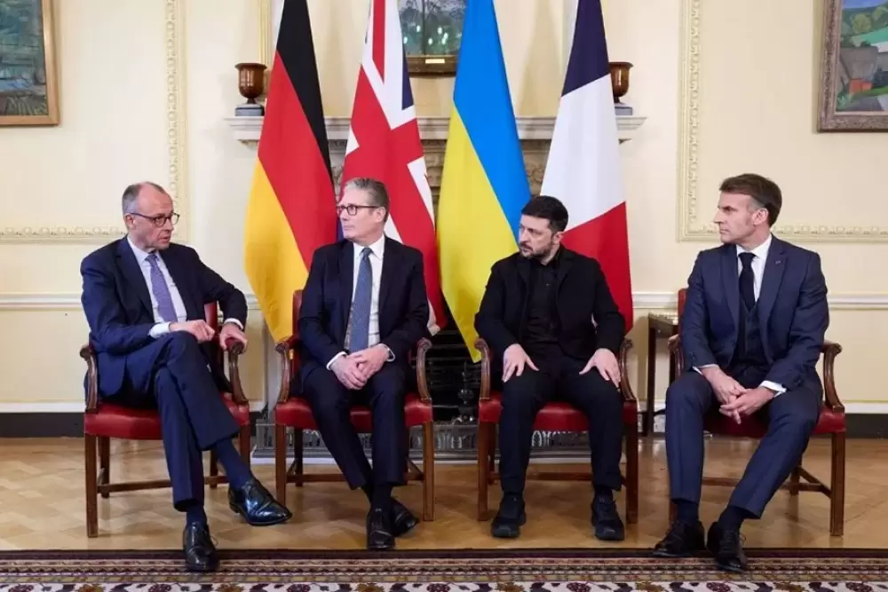 Après les critiques de Trump, les Européens affichent leur solidarité avec Zelensky