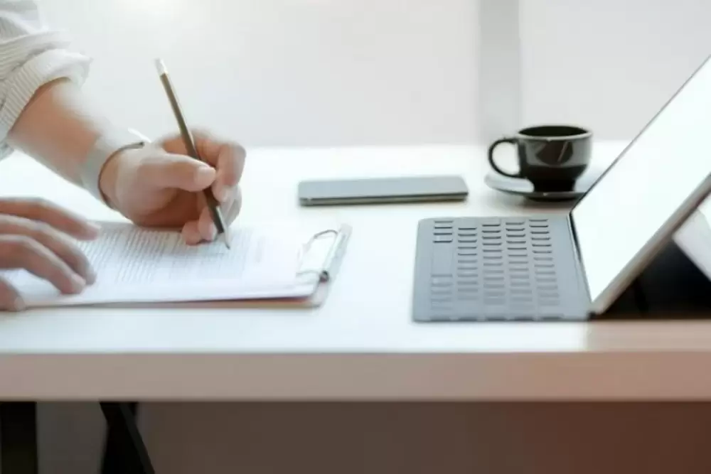 Locations de courte durée en ligne : Ouahbi détaille l’arsenal juridique et les sanctions prévues