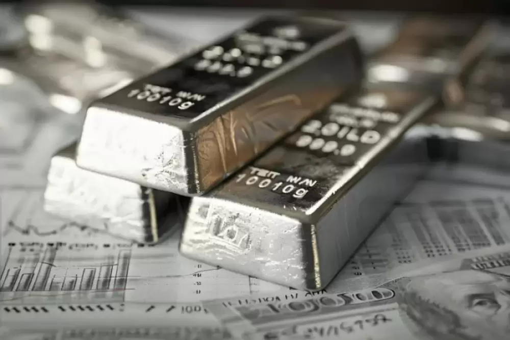 L'argent dépasse les 75 dollars l'once pour la première fois