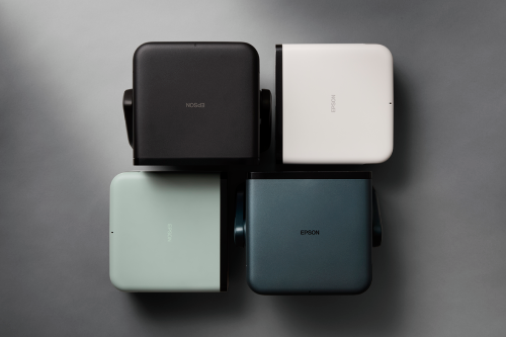 Les grands matchs de football en grand format avec les projecteurs Epson EpiqVision EF-21 & EF-22