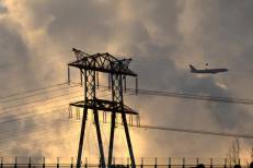 Intempéries aux Etats-Unis : près de 300.000 foyers privés d’électricité dans l’État de Washington