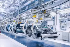 Les industriels prévoient une reprise, mais un recul dans l’énergie et l’extraction au quatrième trimestre 2025 (HCP)