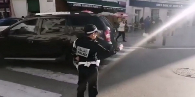 Tétouan: un agent de circulation très particulier (VIDEO)