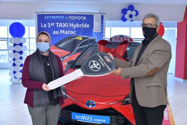 Une première nationale : Toyota Du Maroc livre le premier taxi hybride de l’histoire du Royaume #JoinTheChange