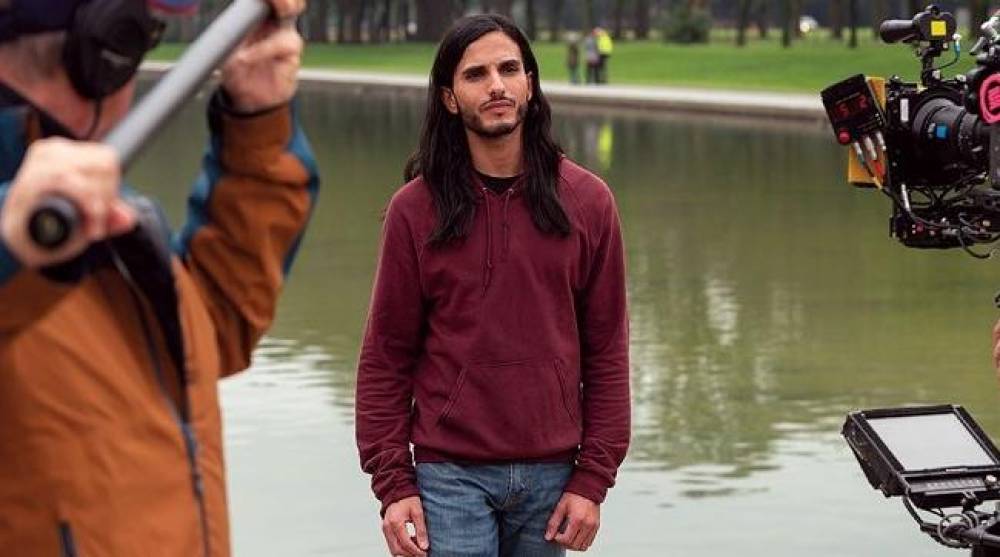 Mehdi Dehbi à 2M.ma : “Messiah est une fiction !… On n’est pas artiste pour que tout le monde soit d’accord !"