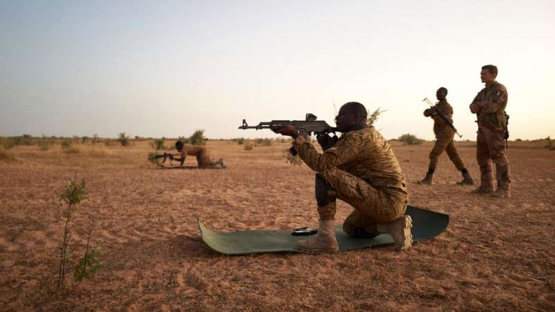G5 Sahel : un sommet avec la France pour préparer le passage de témoin