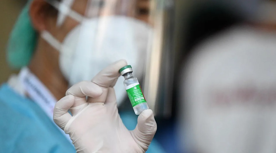 Covid : AstraZeneca va accélérer ses livraisons de vaccins en Europe
