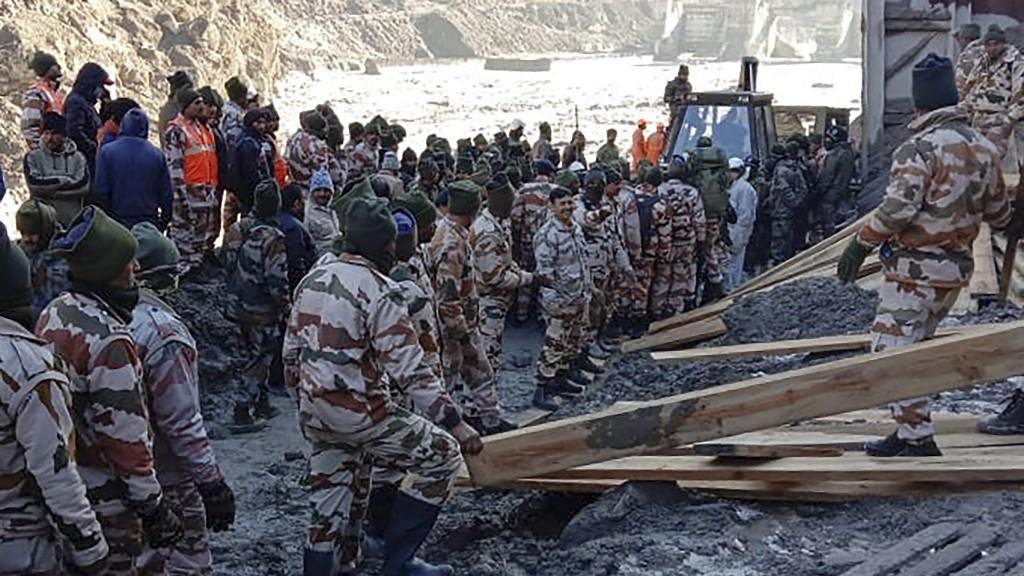 Rupture d'un glacier dans l'Himalaya, au moins 18 morts et plus de 200 disparus