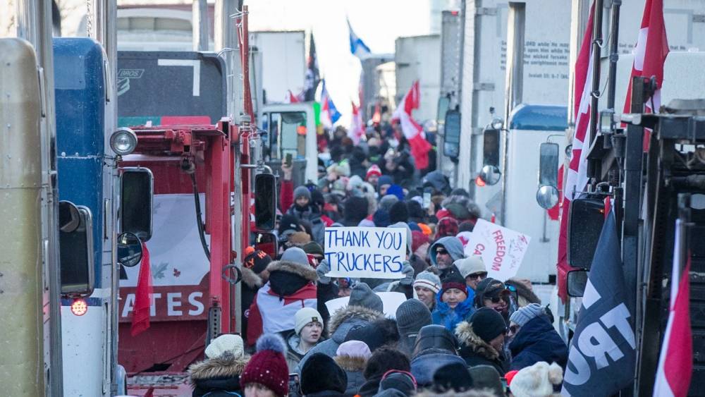 Manifestations anti-mesures sanitaires au Canada: à Ottawa, une situation «hors de contrôle», état d'urgence déclaré