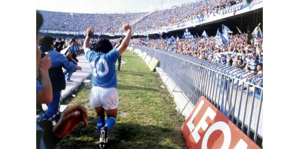 Ligue Europa : un Barcelone - Naples au bon souvenir de Diego Maradona