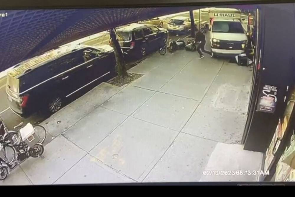 USA: Un individu au volant d’une camionnette blesse huit personnes à New York