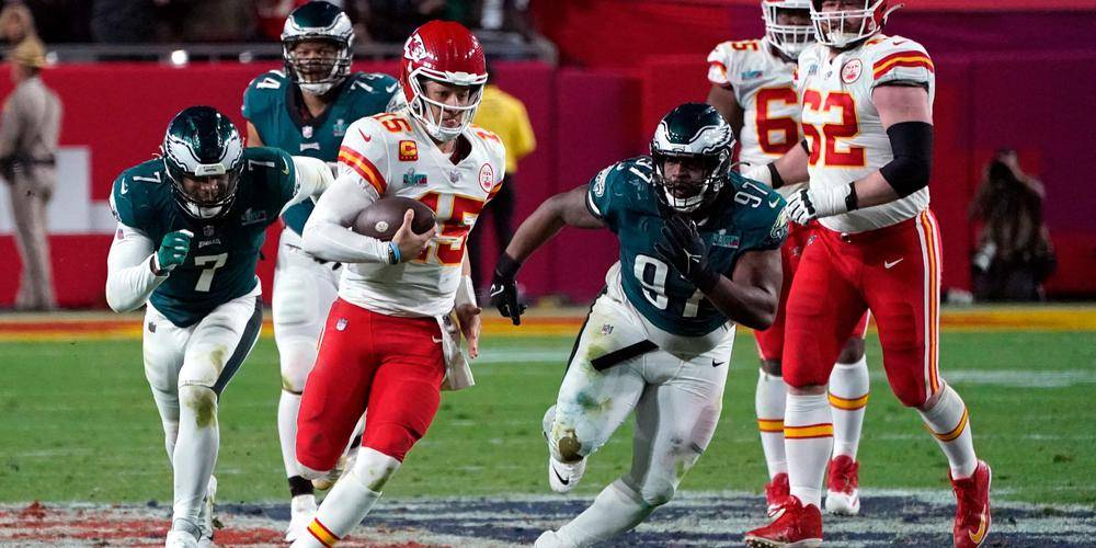 Football américain : les Chiefs et leur diamant Mahomes sacrés au terme d’un Super Bowl exceptionnel