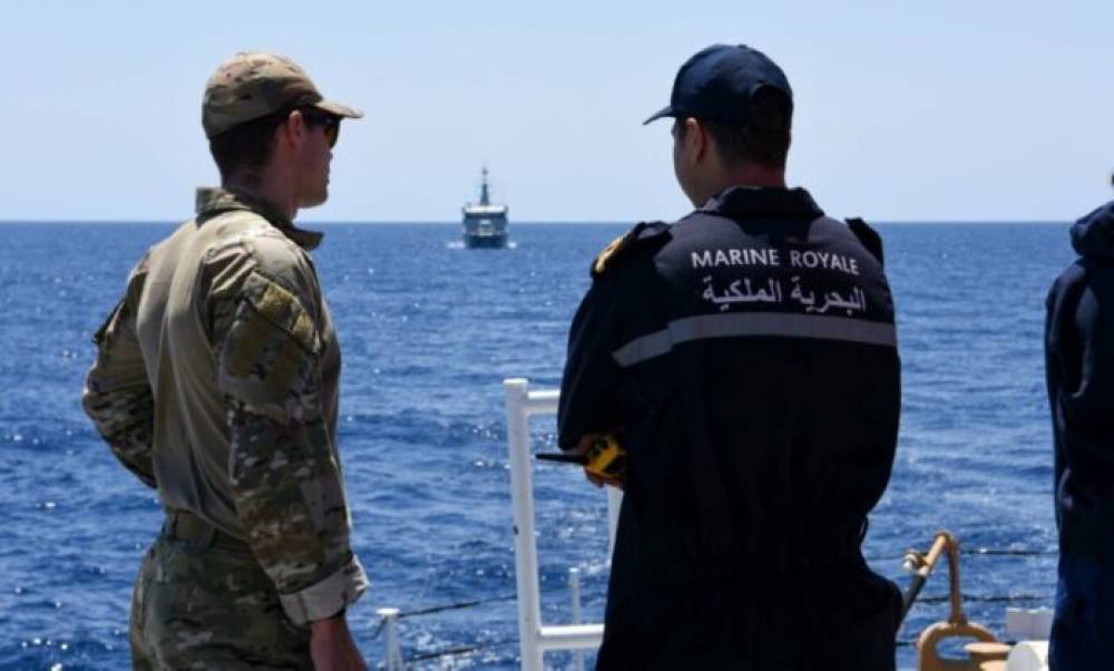 Tarfaya: la Marine Royale porte assistance à 57 candidats à la migration irrégulière