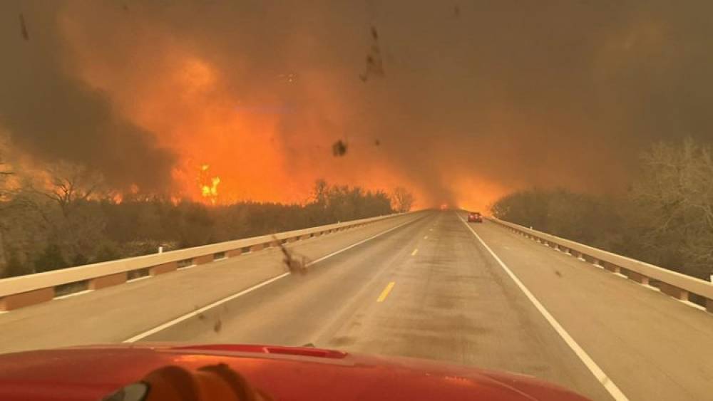 Des feux de forêt ravagent le Texas et l’Oklahoma