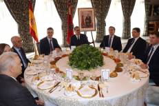 Le Roi offre un déjeuner en l’honneur du Président du gouvernement espagnol