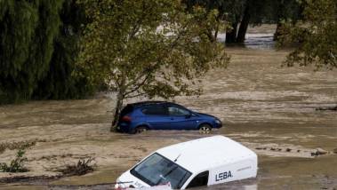 Intempéries en Espagne : 5 blessés et un disparu a...