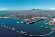 Le Maroc suspend le projet de terminal GNL de Nador West Med