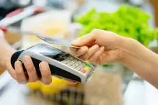 Réduction du cash : Bank Al-Maghrib lance un Fonds pour accélérer les paiements électroniques chez les commerçants