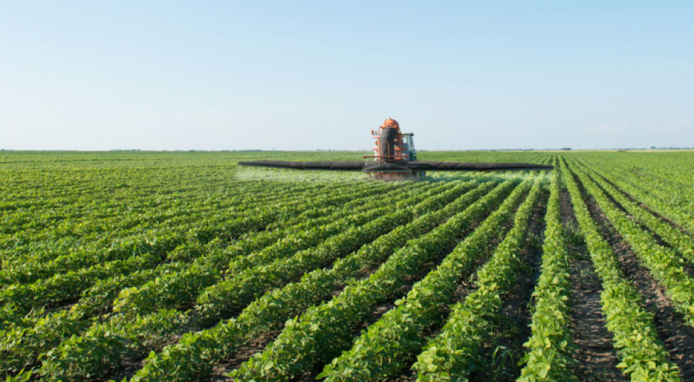 L’UE entend suspendre pour un an les droits de douanes sur les engrais