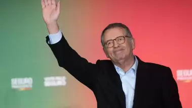Présidentielle au Portugal : large victoire du can...