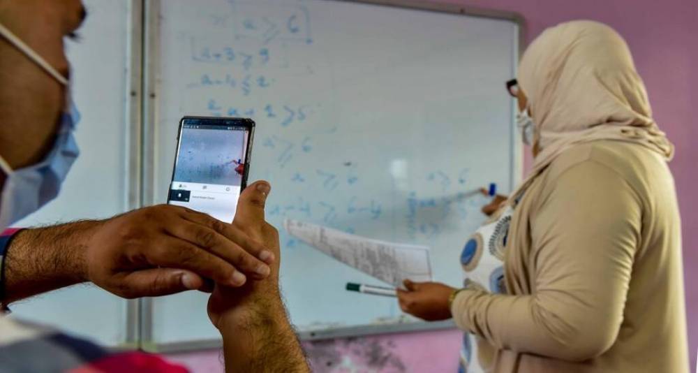 Intempéries: Des cours à distance au profit des élèves des établissements d'enseignement affectés, selon le ministère