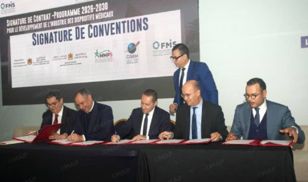 Signature d’une convention-cadre pour le développement de l’industrie des dispositifs médicaux