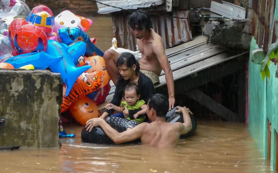 Indonésie : des inondations à Jakarta font au moins 23 morts