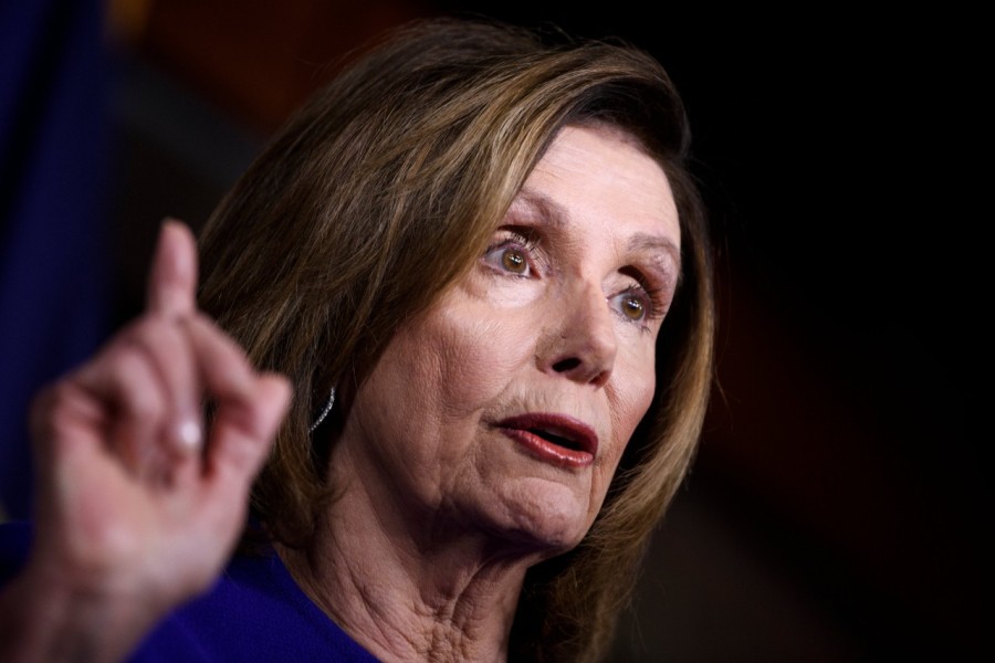 Nancy Pelosi estime avoir "assez de preuves" pour la destitution de Trump