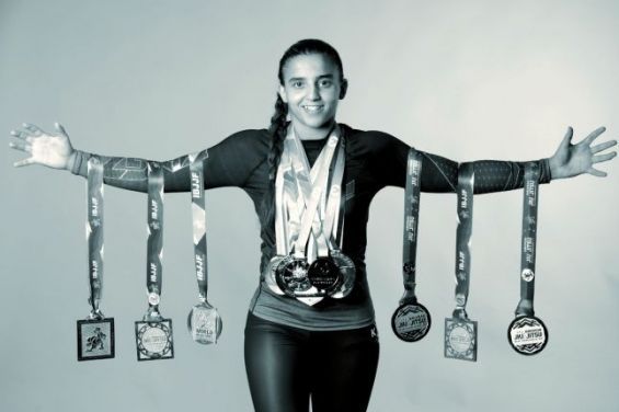 Le nouveau hall des sports à Molenbeek portera nom et prénom d’Amal Amjahid