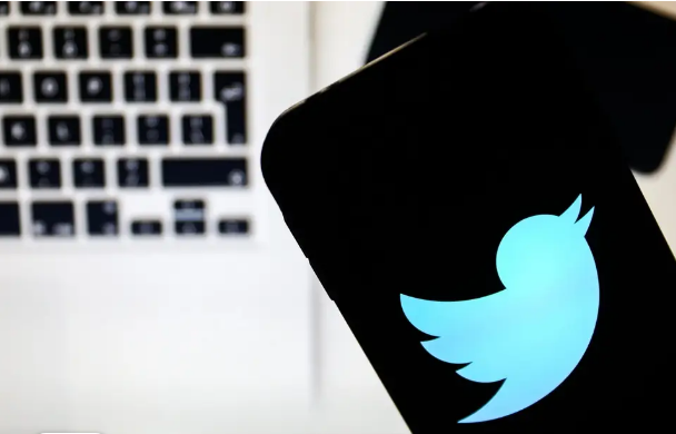 Twitter rachète une application de podcast pour développer sa fonctionnalité de chat audio en groupe