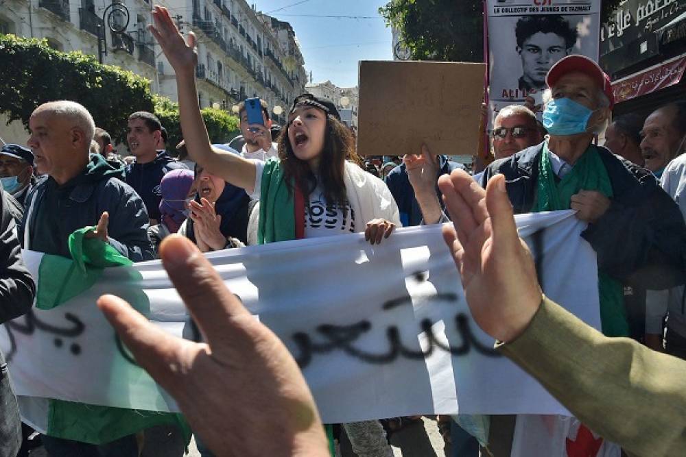 Algérie : Une quarantaine de détenus politiques en grève de la faim