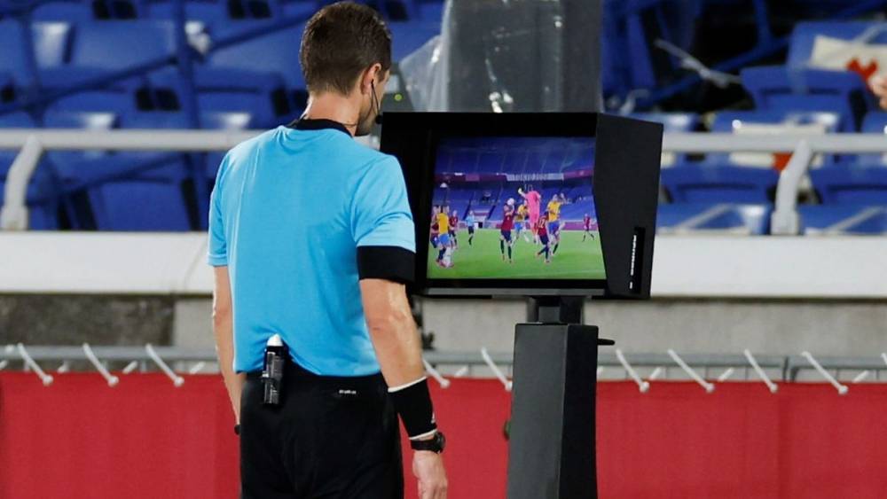 Mondial des clubs : Les arbitres autorisés à expliquer les décisions de la VAR au public