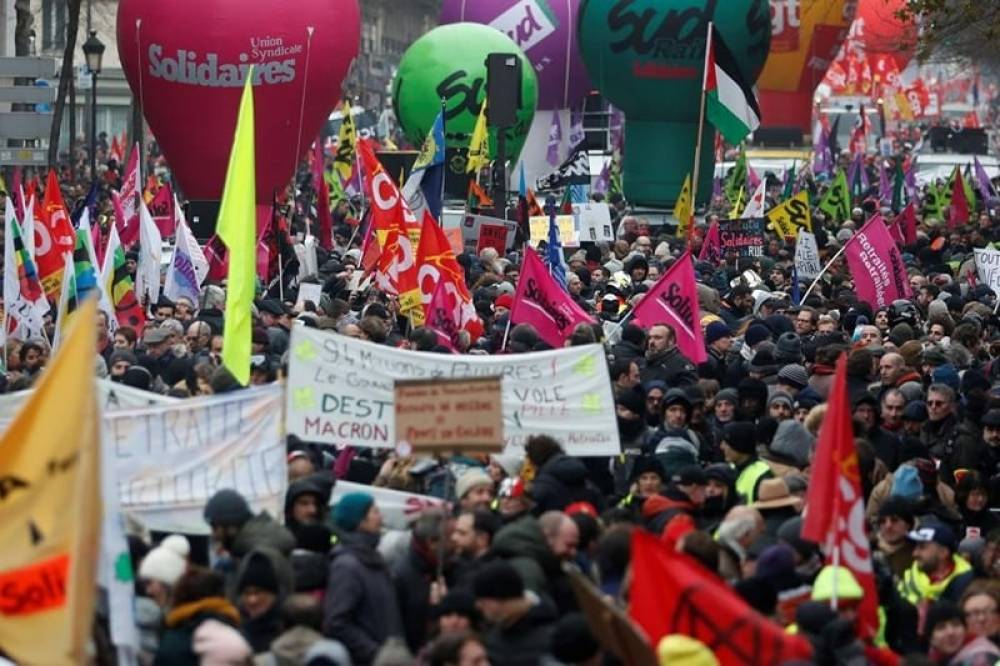 Réforme des retraites : Nouvelle journée de paralysie mardi en France