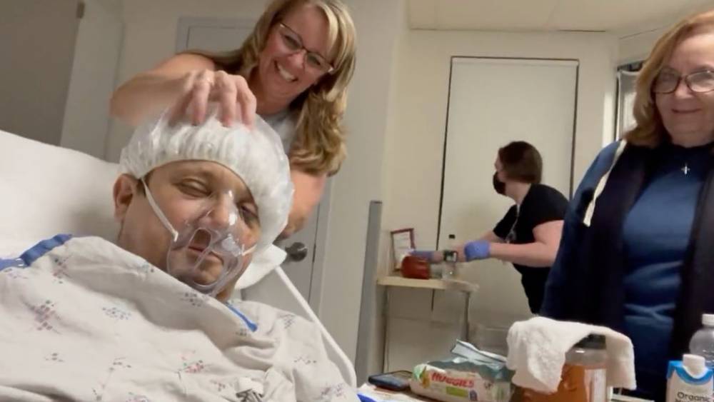Jeremy Renner écrasé par une déneigeuse : sa vidéo émouvante depuis son lit d’hôpital