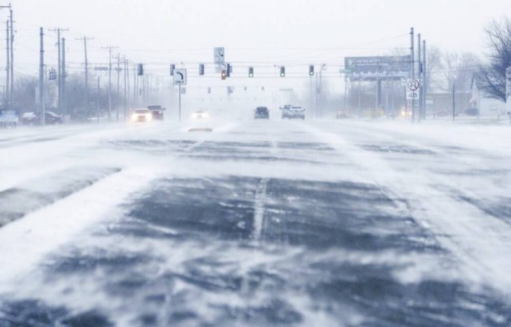 USA: Une tempête hivernale provoque l’annulation de centaines de vols