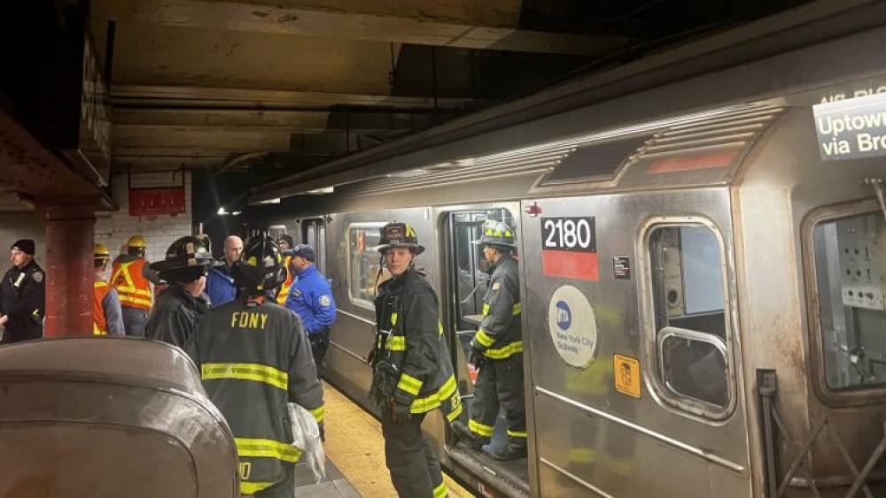 USA: 24 blessés après la collision entre deux métros à New York