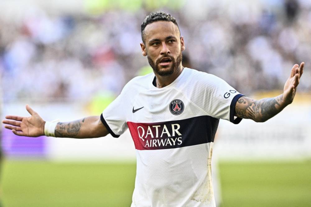 Transfert de Neymar au PSG: des perquisitions menées dans les locaux du fisc