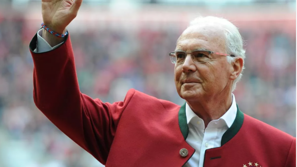 Décès de Franz Beckenbauer : les munichois rendent hommage à leur "kaiser